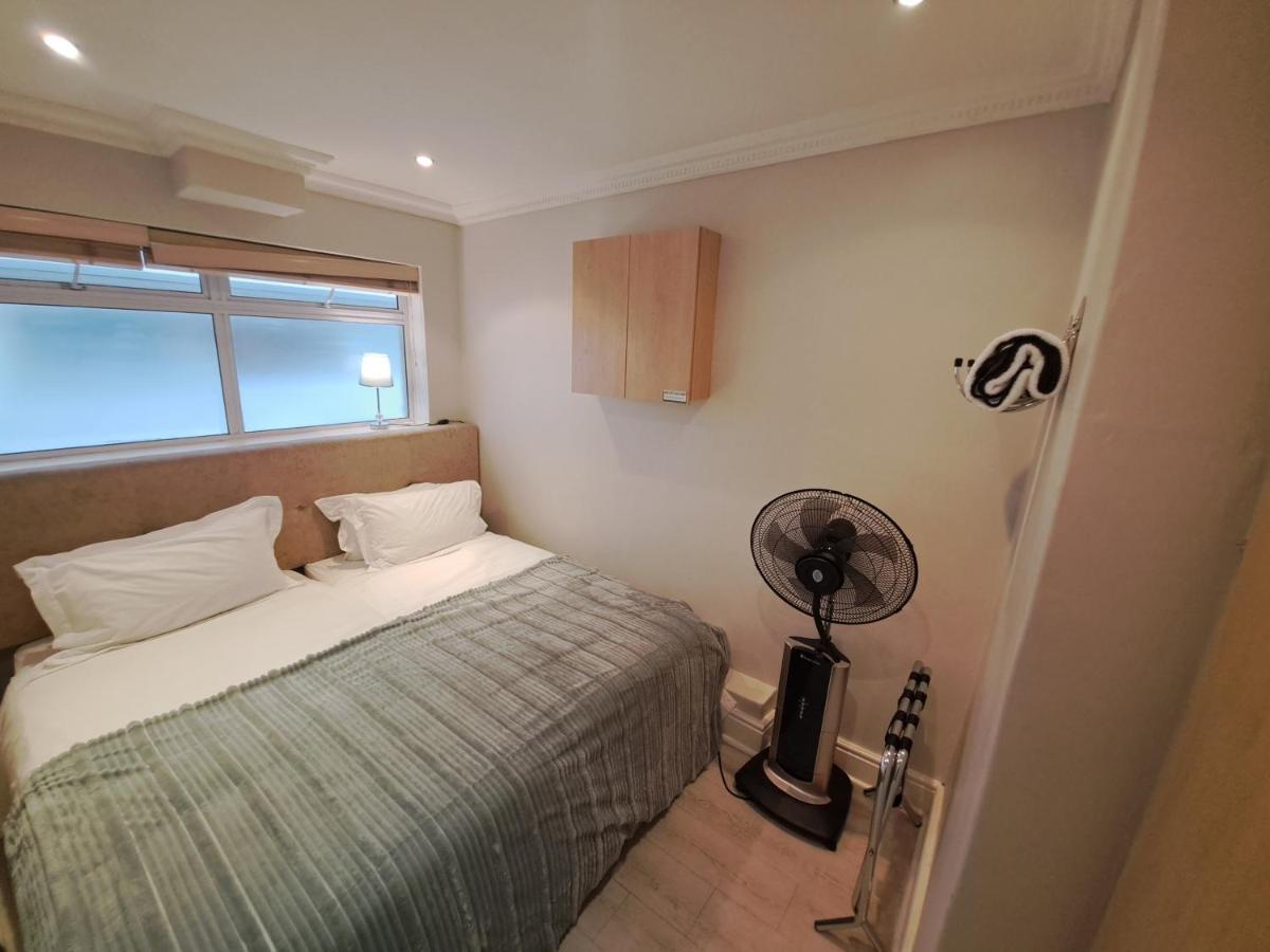 3 Bedroom Sea Facing Family Apartment Cape Town Moullie Point 외부 사진