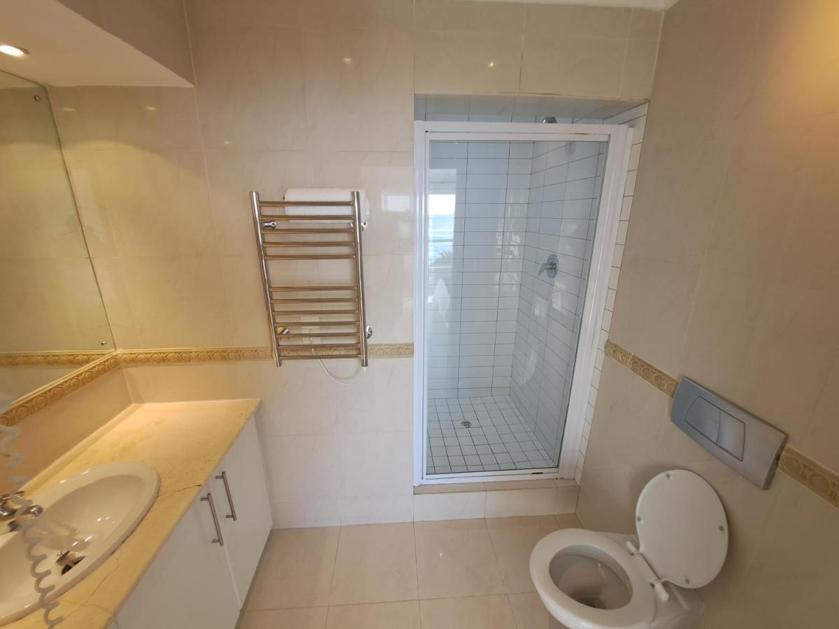 3 Bedroom Sea Facing Family Apartment Cape Town Moullie Point 외부 사진