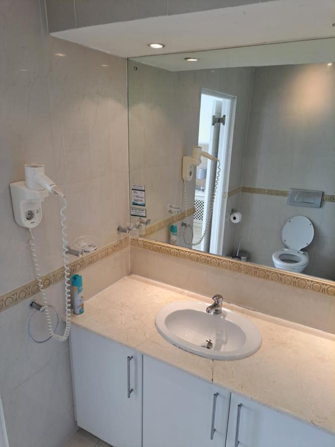 3 Bedroom Sea Facing Family Apartment Cape Town Moullie Point 외부 사진