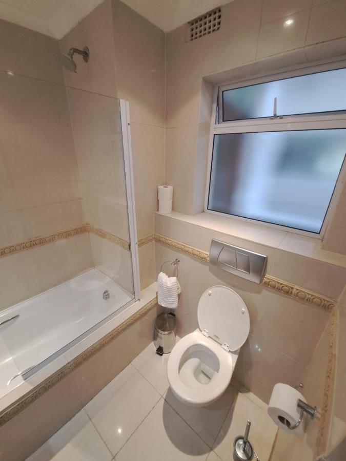 3 Bedroom Sea Facing Family Apartment Cape Town Moullie Point 외부 사진